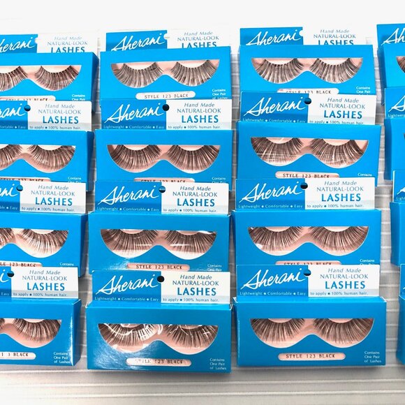 Pack of 20 Sherani Voluminous Eyelashes | Black | Style 123 Human Hair - Picture 3 of 6